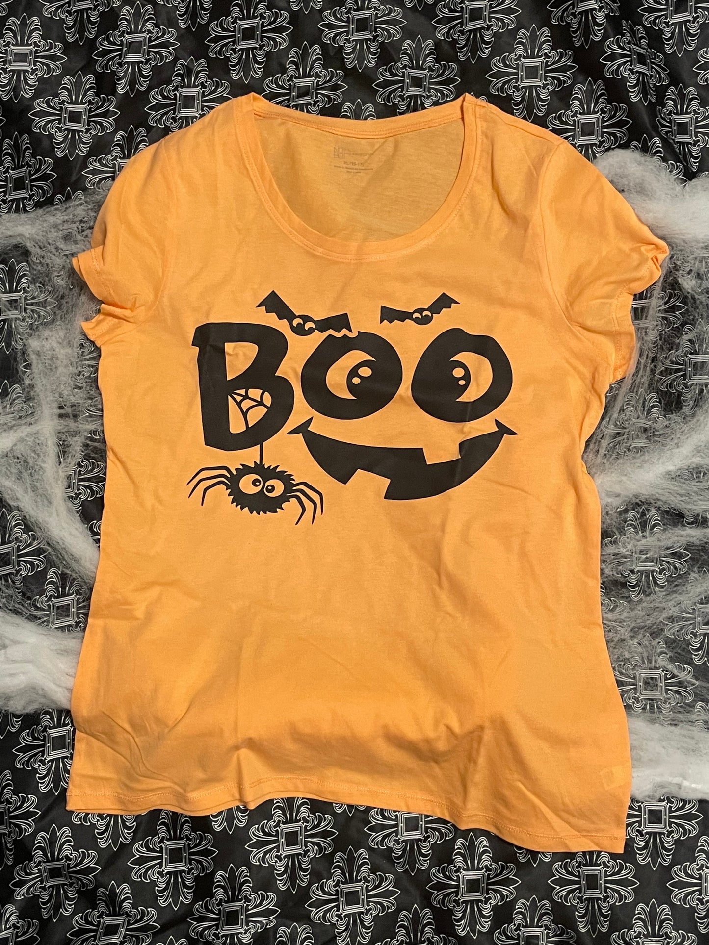 BOO